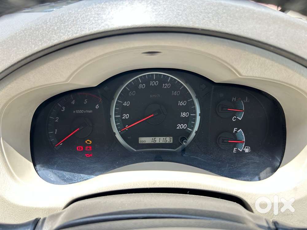 Toyota Innova 2.5 V 7 Str, 2013