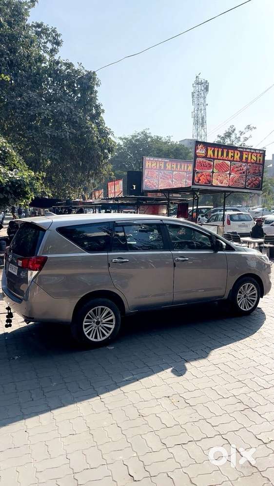 Toyota Innova Crysta Diesel 2018 Year