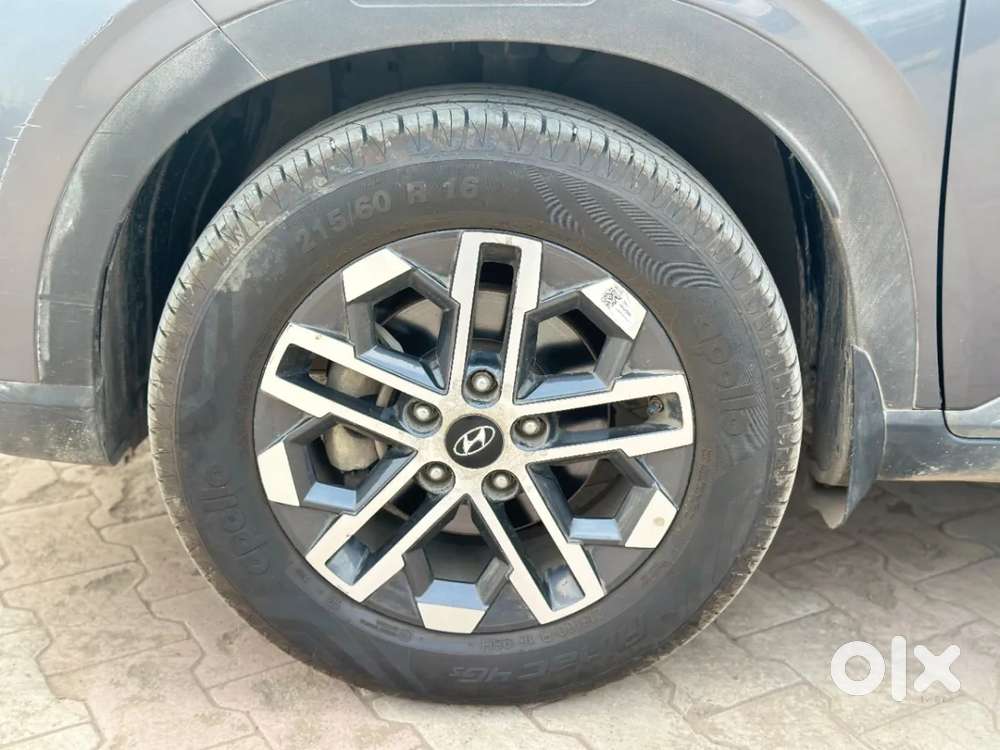 Hyundai Venue Sx (o) Mt 1.5 Diesel, 2023, Diesel