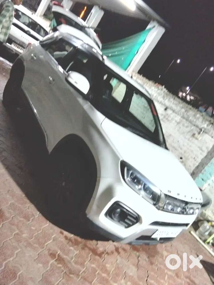 Maruti Suzuki Brezza Zxi 2022 Petrol 18600 Km Driven
