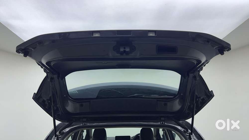 Tata Nexon Creative Plus 1.2 Revotron Petrol 6 Mt, 2024, Petrol