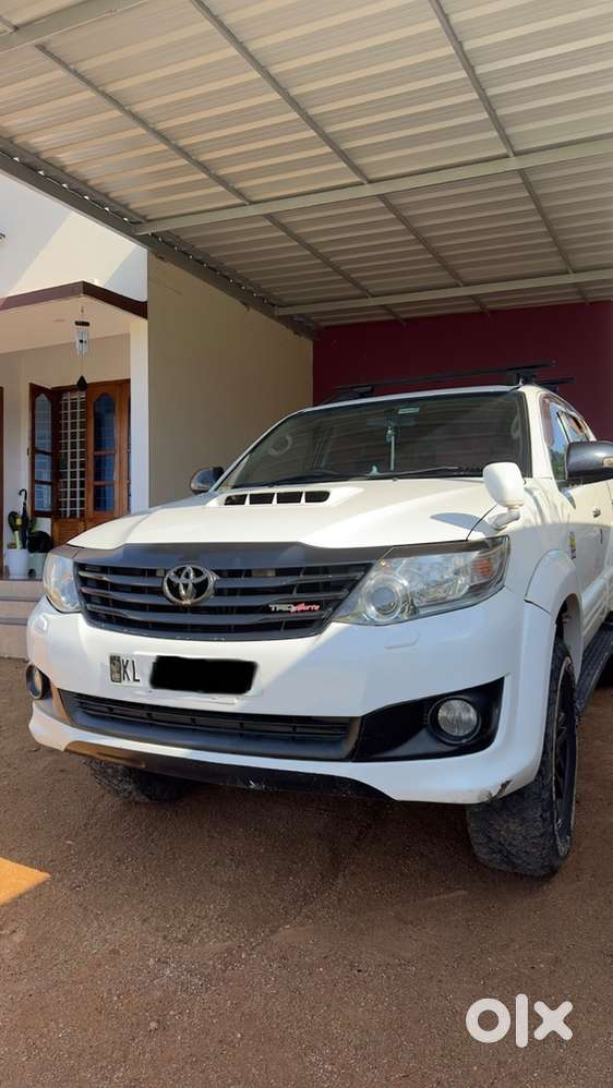 Toyota Fortuner Diesel 2012
