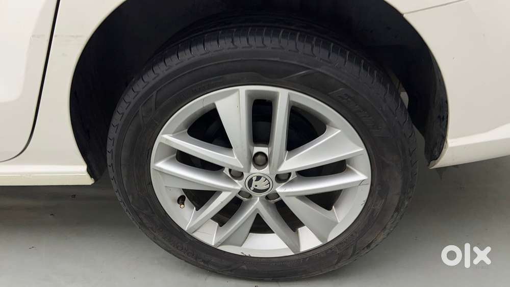 Skoda Rapid 1.5 Tdi Style/1.5 At Style, 2020, Petrol