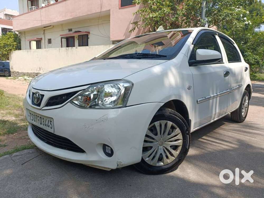 Toyota Etios Liva 1.2 G, 2016, Petrol