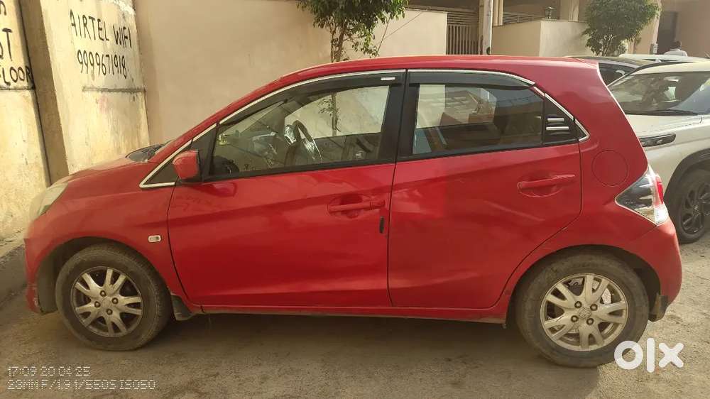 Honda Brio 2011 Year Car With Cng