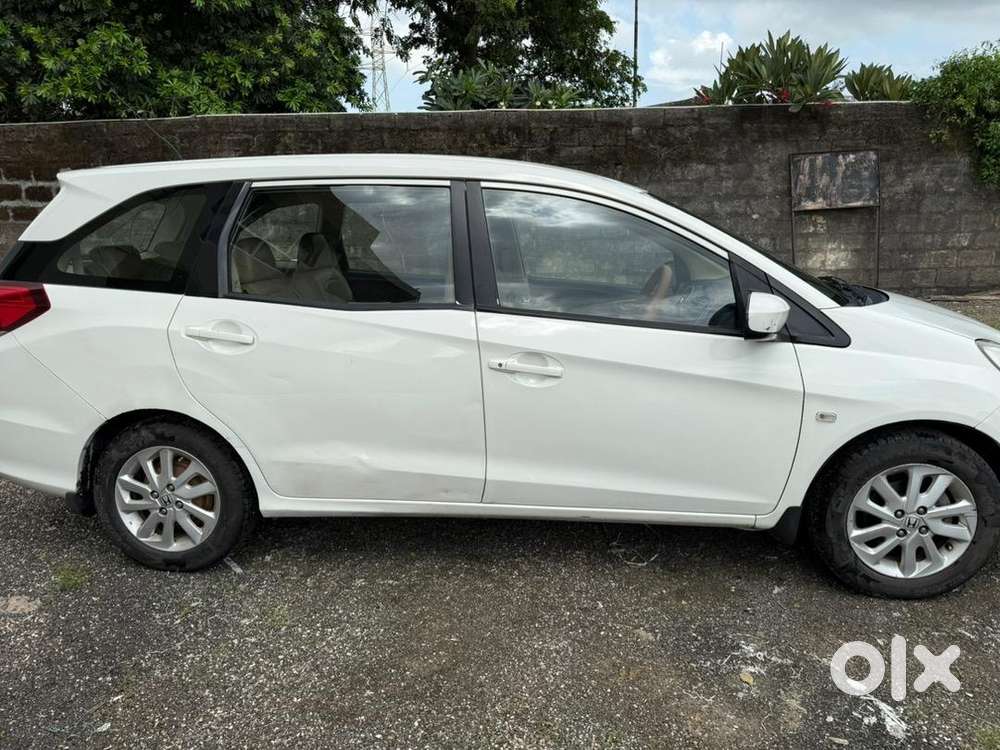 Honda Mobilio 2014 Diesel Well Maintained