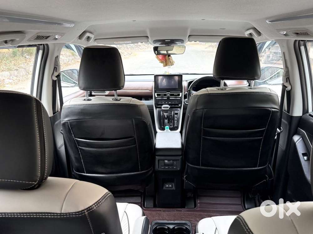 Toyota Innova Hycross 2.0 Vx (o) Hybrid 7 Str, 2024, Petrol