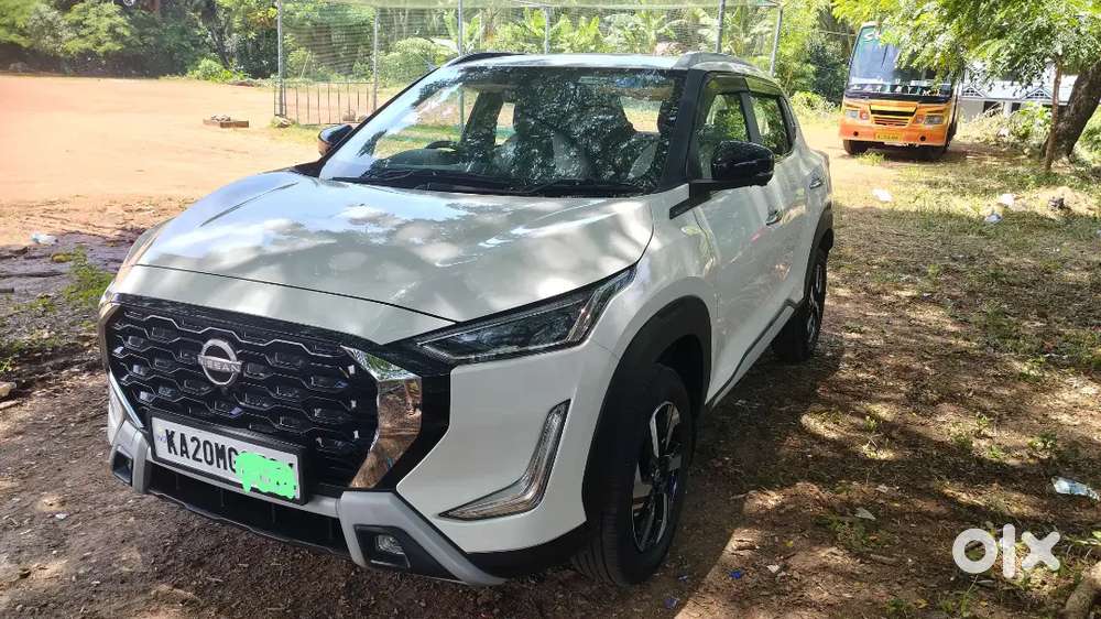 Nissan Magnite Tekna 2025 Petrol