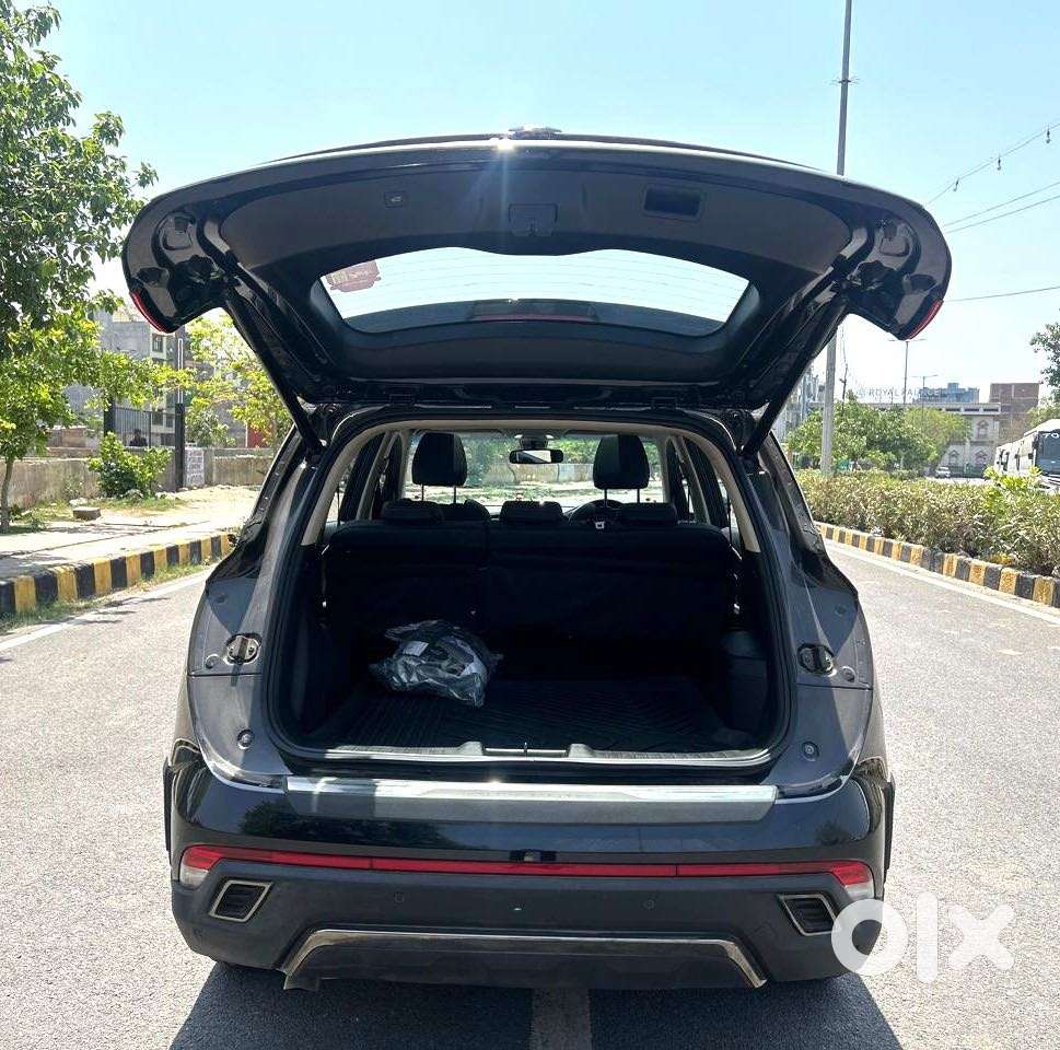 Mg Hector Blackstorm Cvt, 2025, Petrol