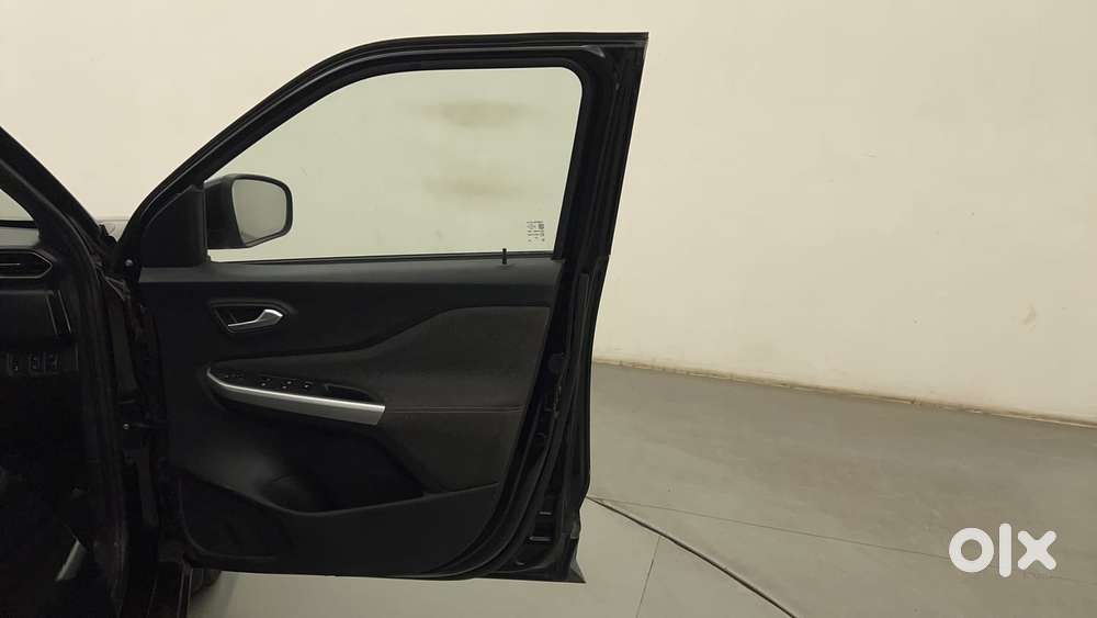 Nissan Magnite 1.0 Xv Premium Turbo (o), 2021, Petrol