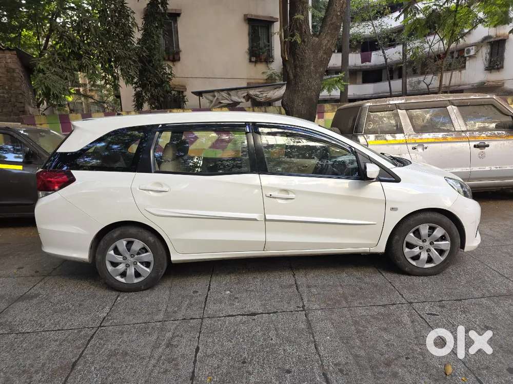 Honda Mobilio 2015 Petrol 32000 Km Driven