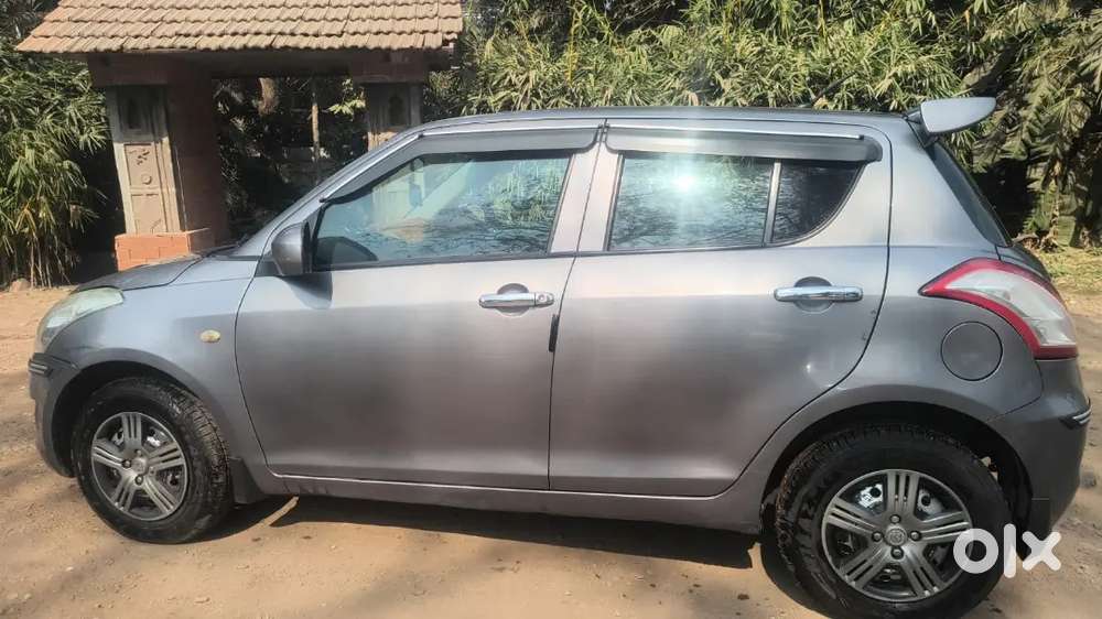 Mg Gray Colour Vehicle, Lxi Bs4