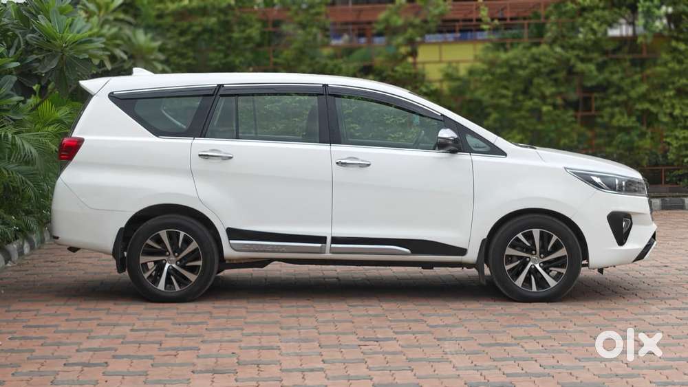 Toyota Innova Crysta 2.4 Z 7 Str, 2022, Diesel