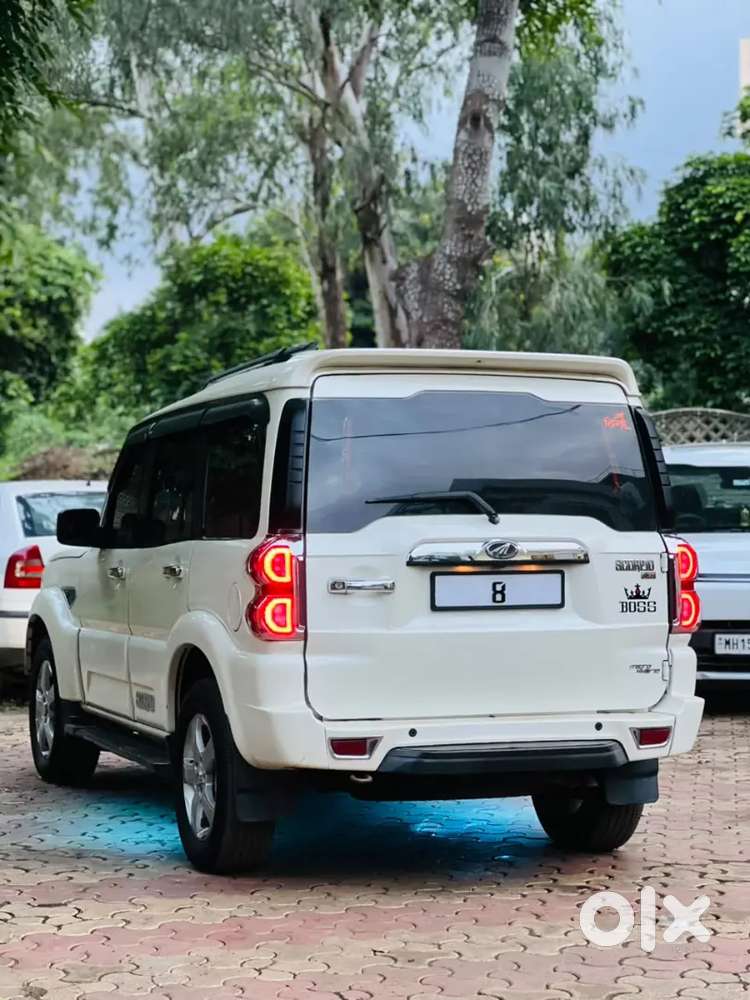 Mahindra Scorpio Classic 2021 Diesel Manual