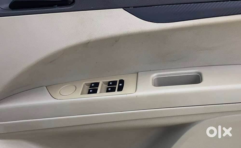 Mahindra Marazzo M2, 2018, Diesel