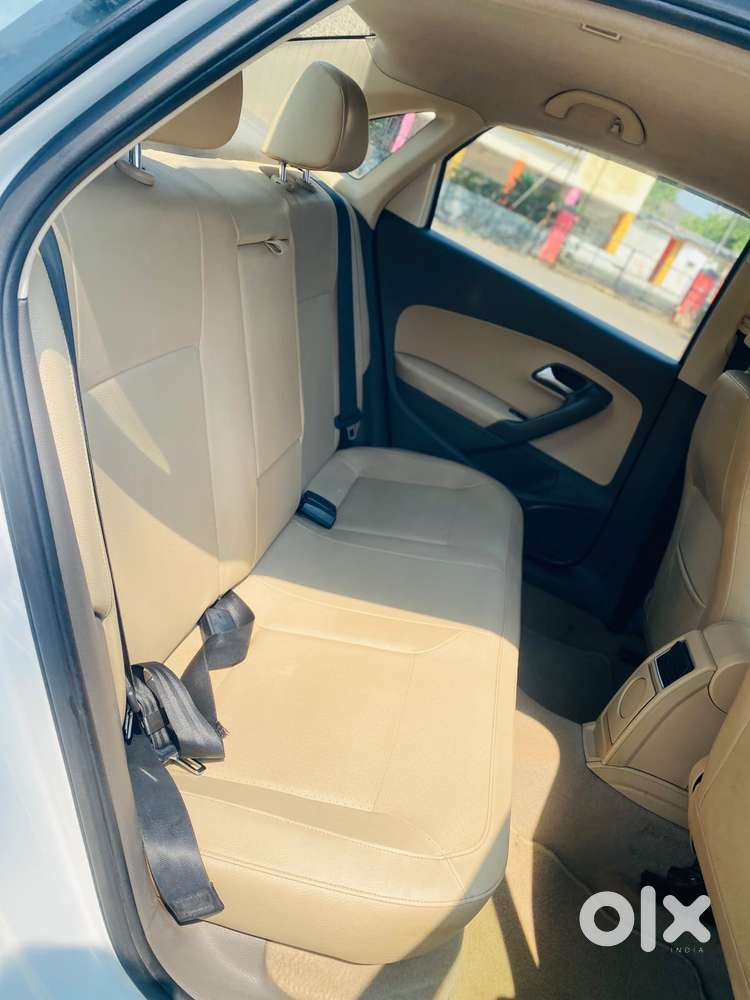 Volkswagen Vento 1.2 Tsi Highline At, 2016, Petrol