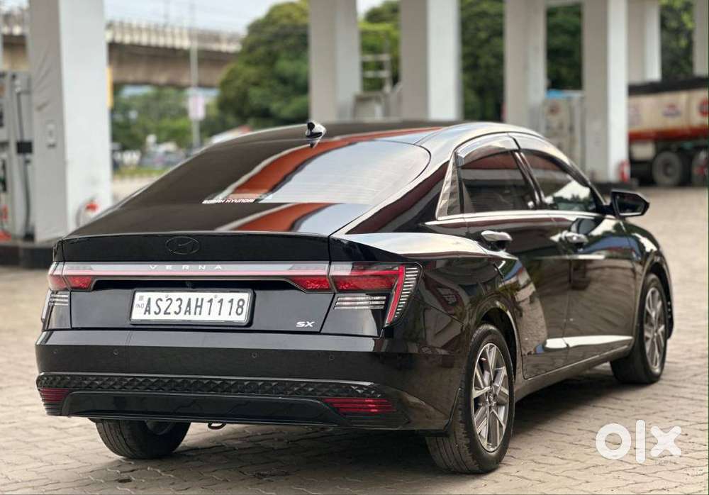 Hyundai Verna 1.5 Sx Petrol Mt, 2023, Petrol