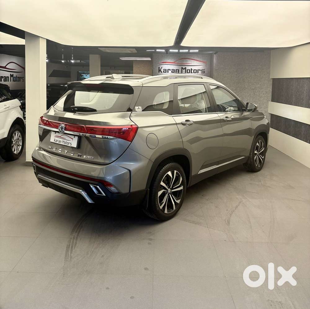 Mg Hector Plus Sharp Pro 1.5 Turbo Petrol Cvt 7 Str, 2023, Petrol
