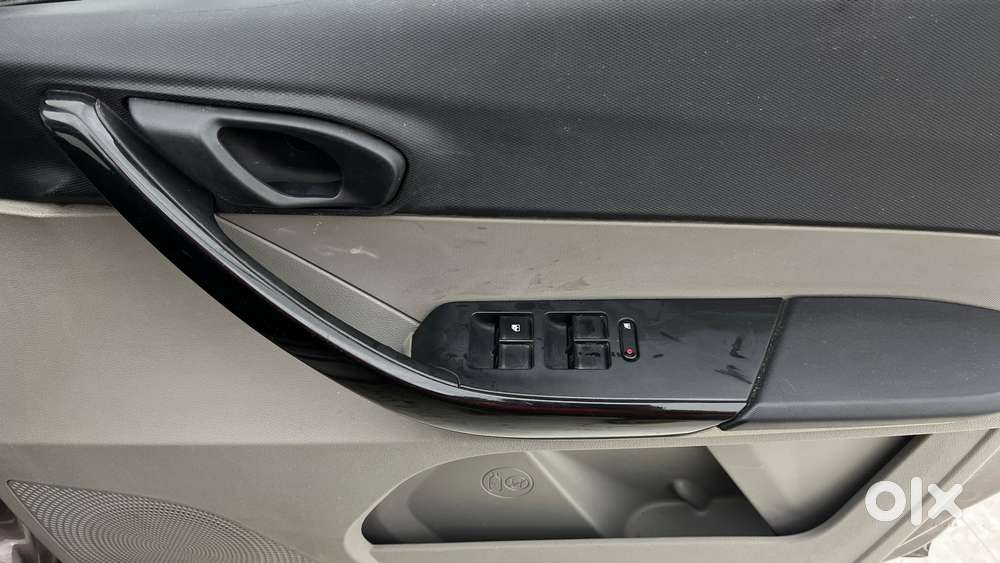 Tata Tiago 1.2 Revotron Xza, 2019, Petrol