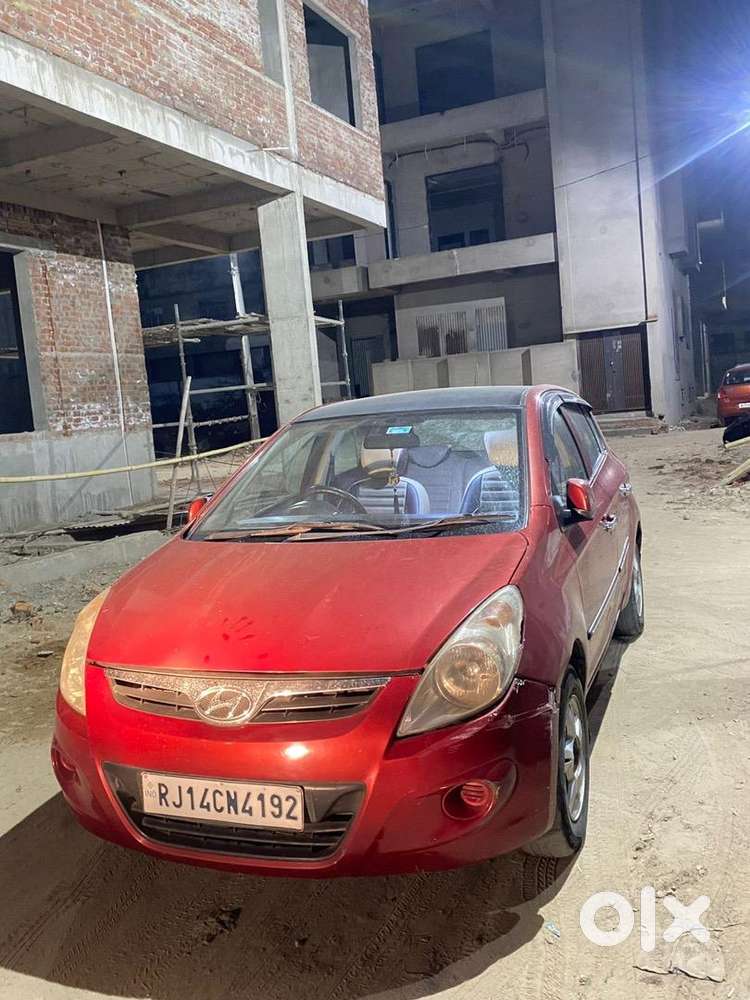 Hyundai I20 2012 Diesel 98000 Km Driven
