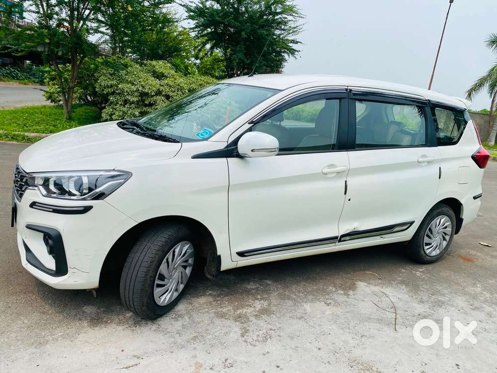Ertiga Vxi(o)2023 Petrol