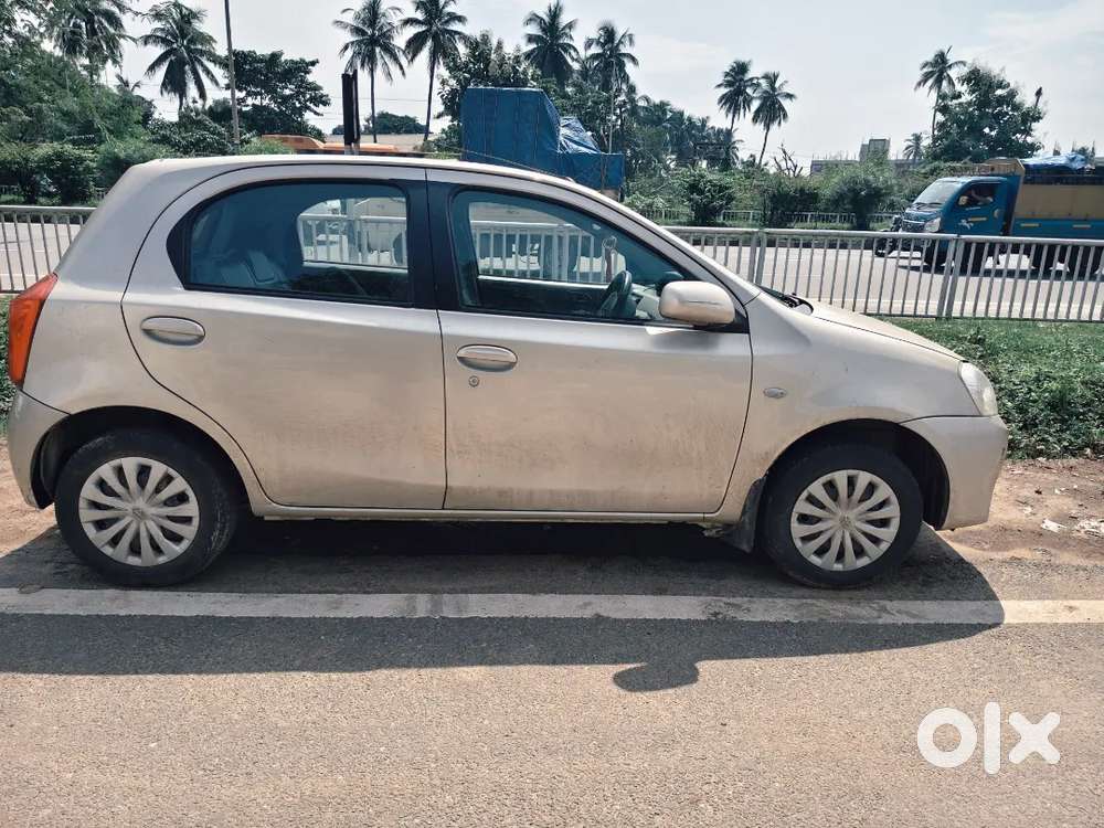 Toyota Etios Liva 2011