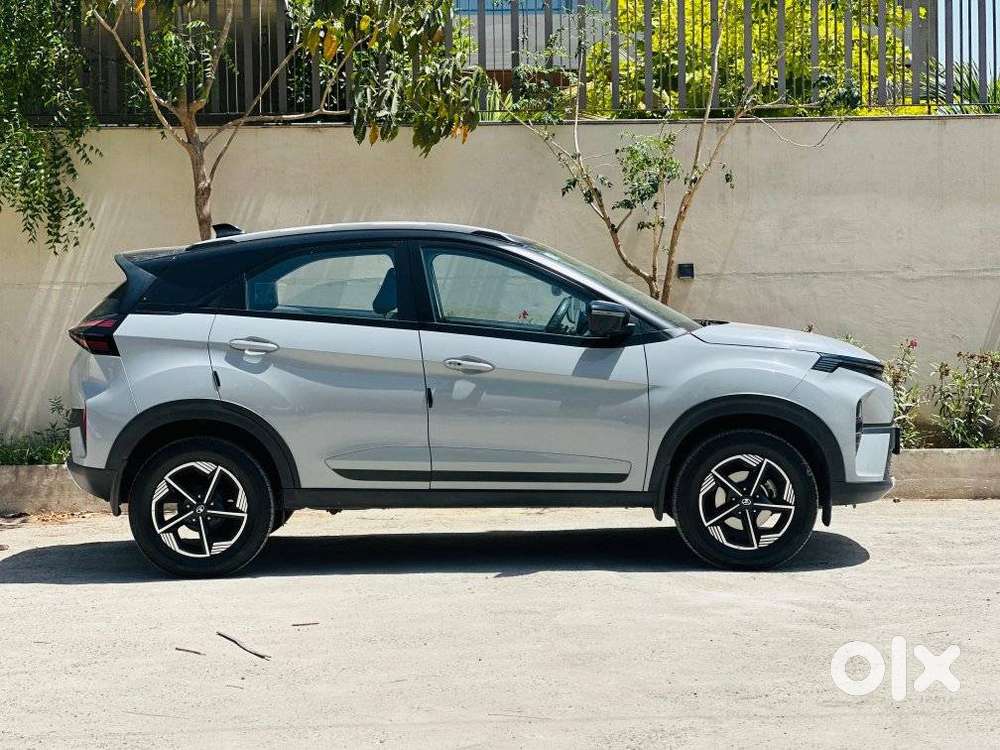 Tata Nexon Creative 1.2 Revotron Petrol 7dca, 2025, Petrol