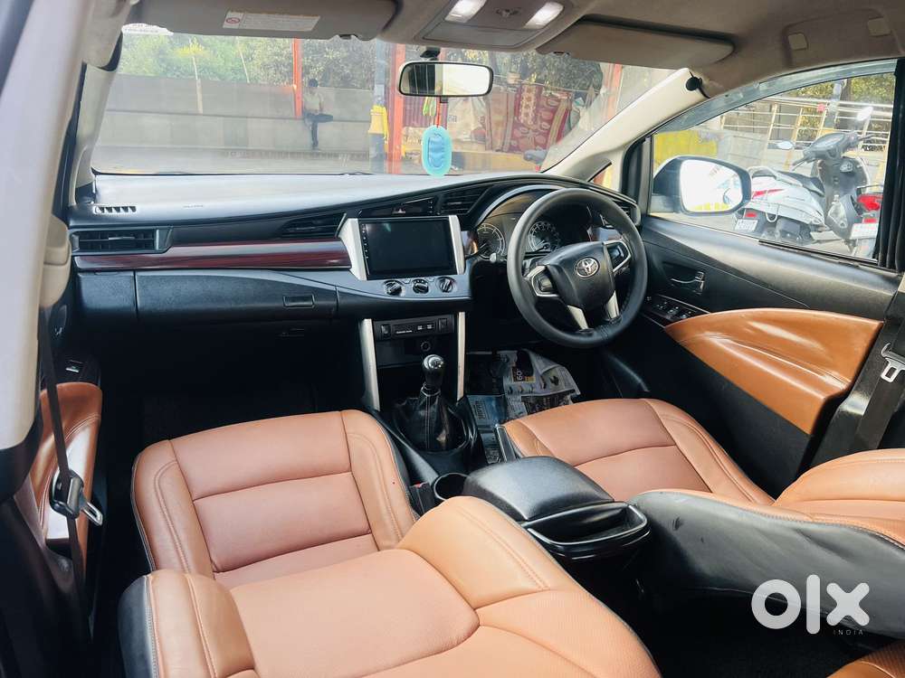 Toyota Innova Crysta 2.4 G Plus Mt 8s, 2017, Diesel
