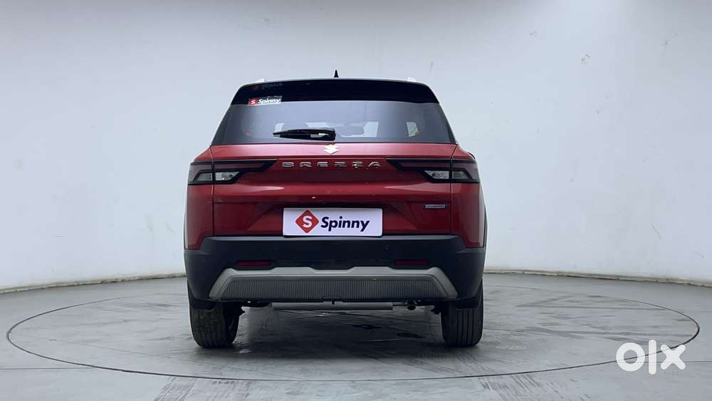 Maruti Suzuki Brezza 1.5 Zxi Plus Smart Hybrid Dual Tone, 2023, Petr..