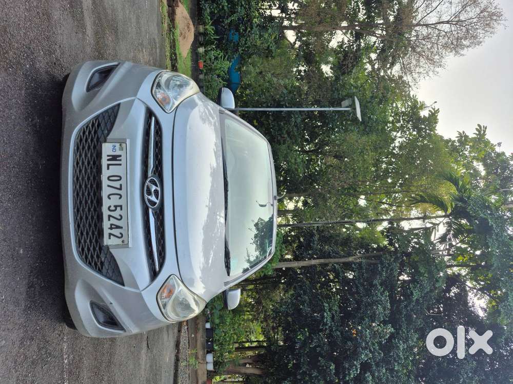 Silver Hyundai I10