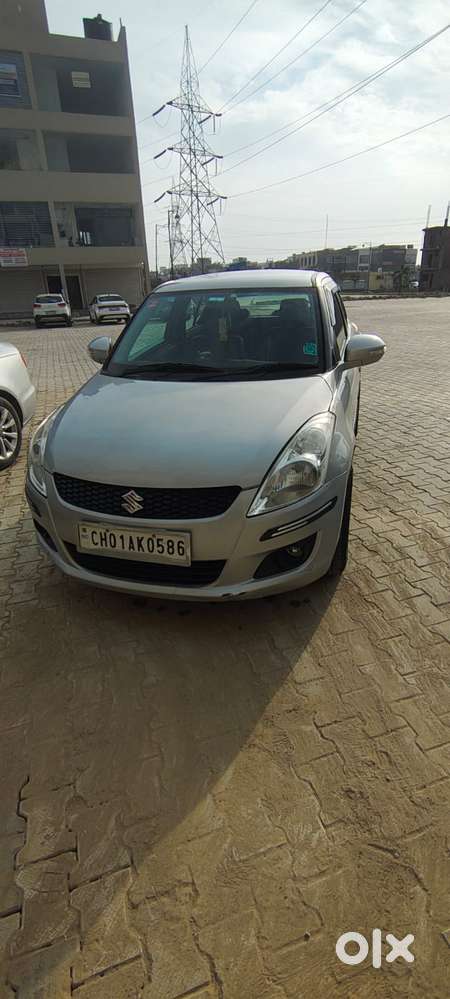 Maruti Suzuki Swift Vxi 1.2 Abs Bs-iv, 2011