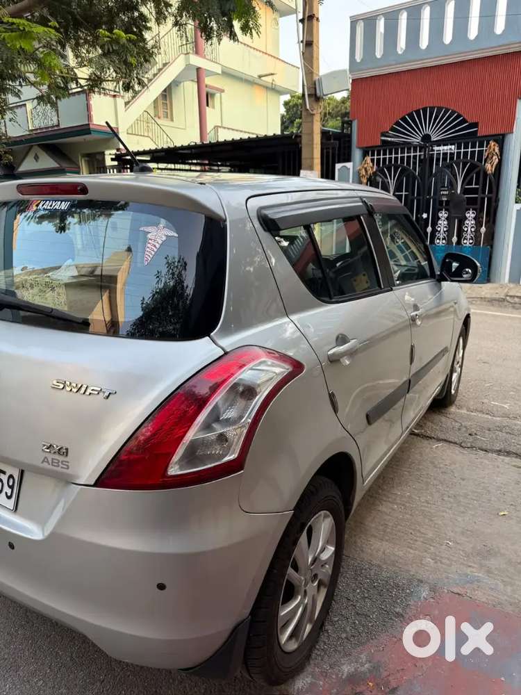 Maruti Swift Zxi 2014