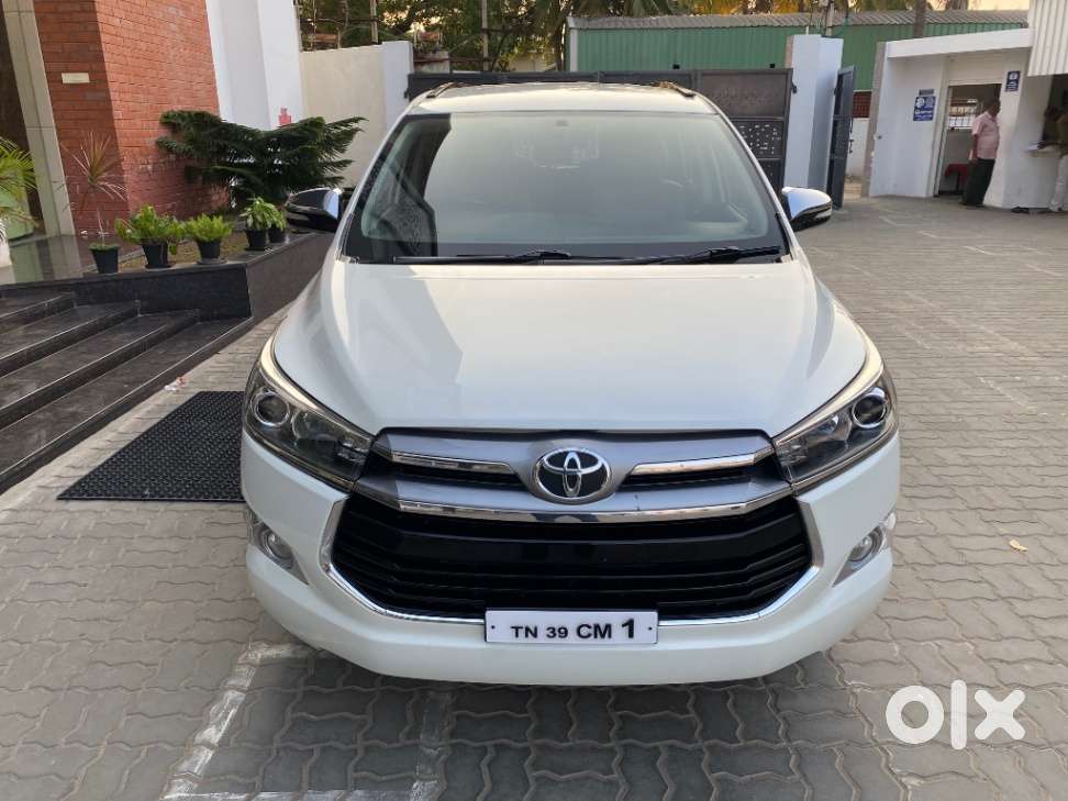 Toyota Innova Crysta 2.8z Automatic, 2017, Diesel
