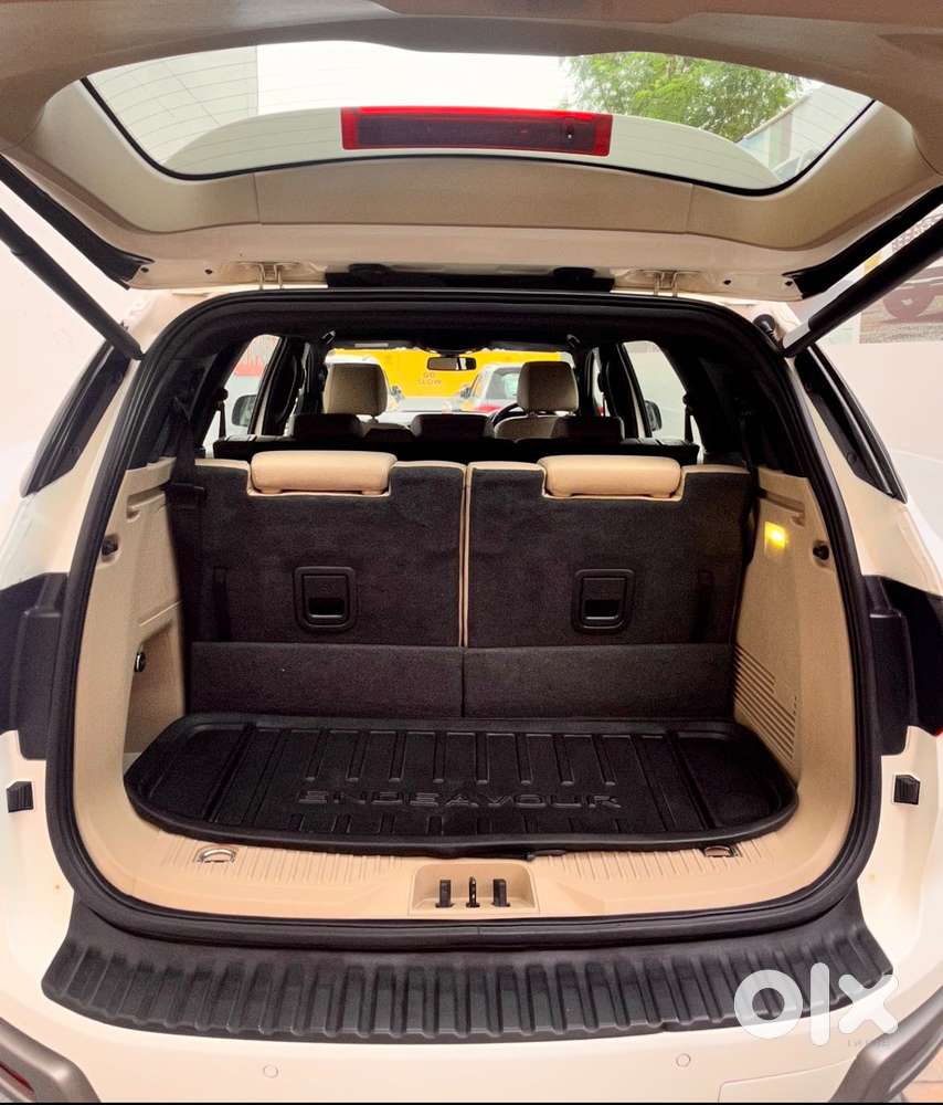 Ford Endeavour 2.2 Titanium At 4x2, 2016, Diesel