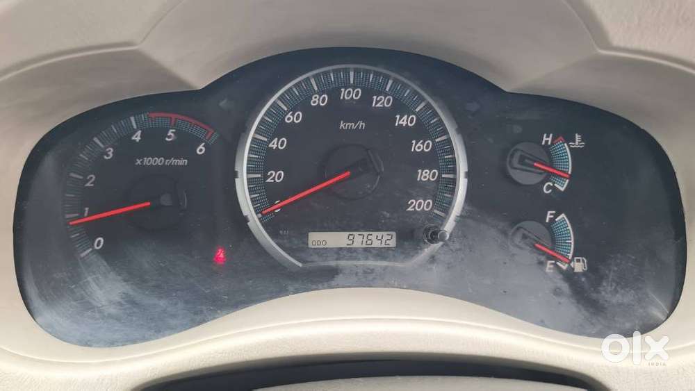 Toyota Innova 2.0 V, 2013, Diesel