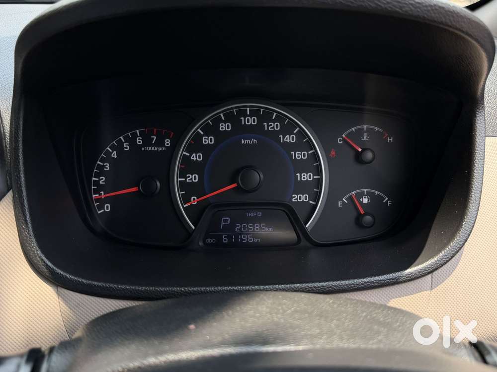 Hyundai Grand I10 Magna O At Petrol, 2016, Petrol