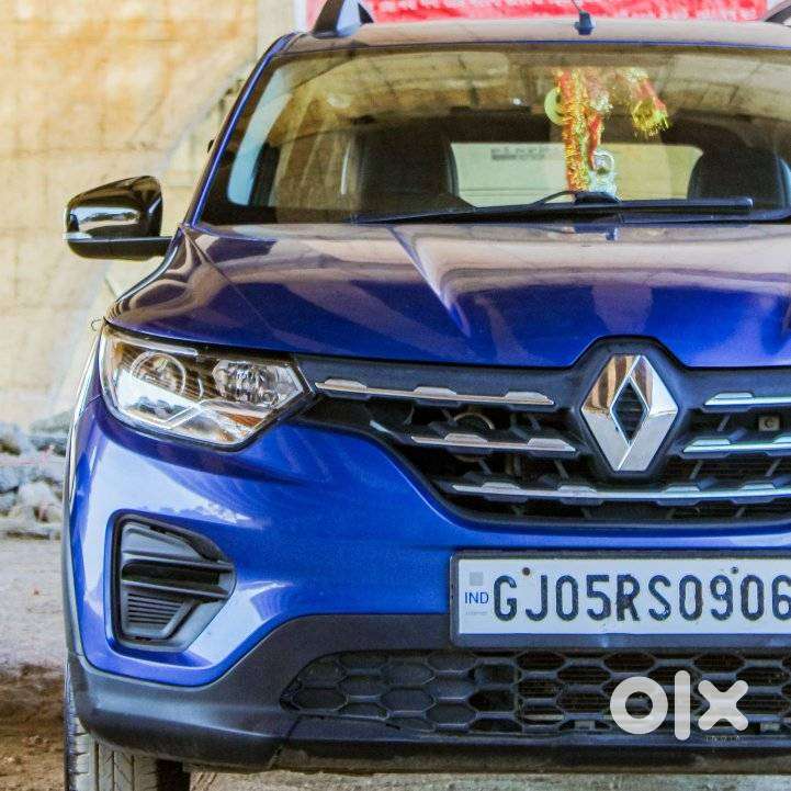 Renault Triber Rxt, 2022, Petrol