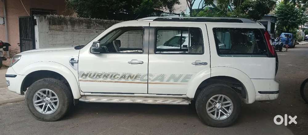 Ford Endeavour 3.0l 2011 Diesel Vip Number Well Maintain