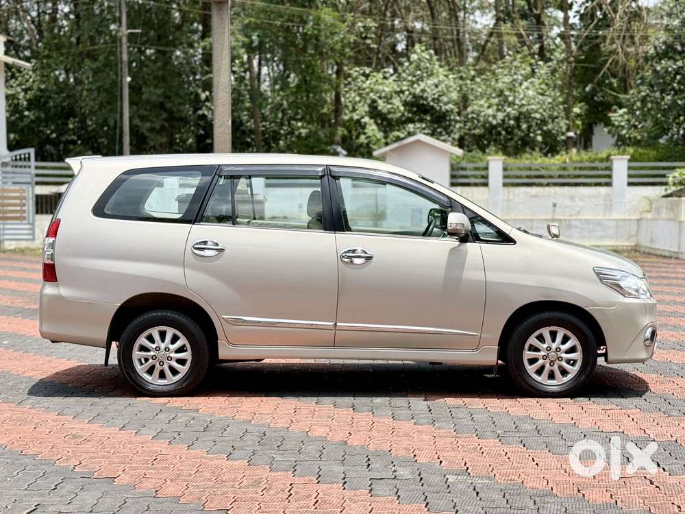 Toyota Innova 2.5 V 7 Str, 2014, Diesel