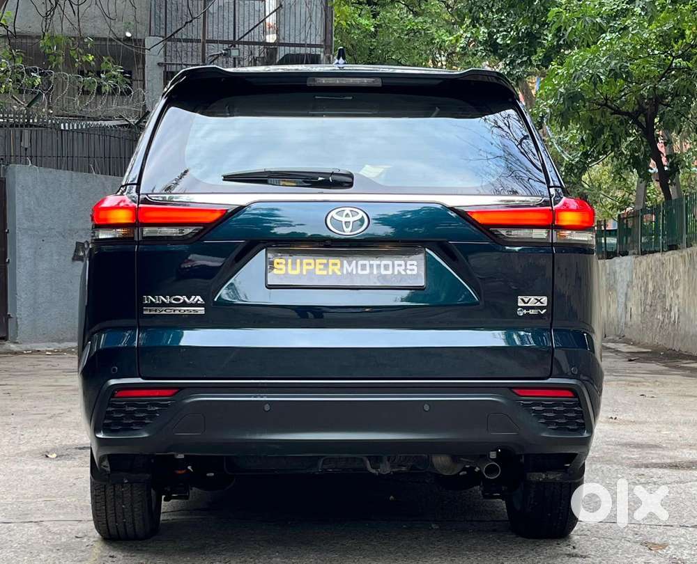 Toyota Innova Hycross 2.0 Vx Hybrid 7 Str, 2025, Petrol