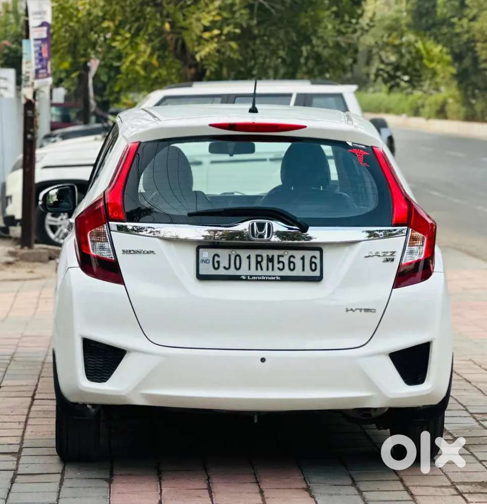 Honda Jazz Automatic Less Driven 2015 Model Lady Doctor Driven
