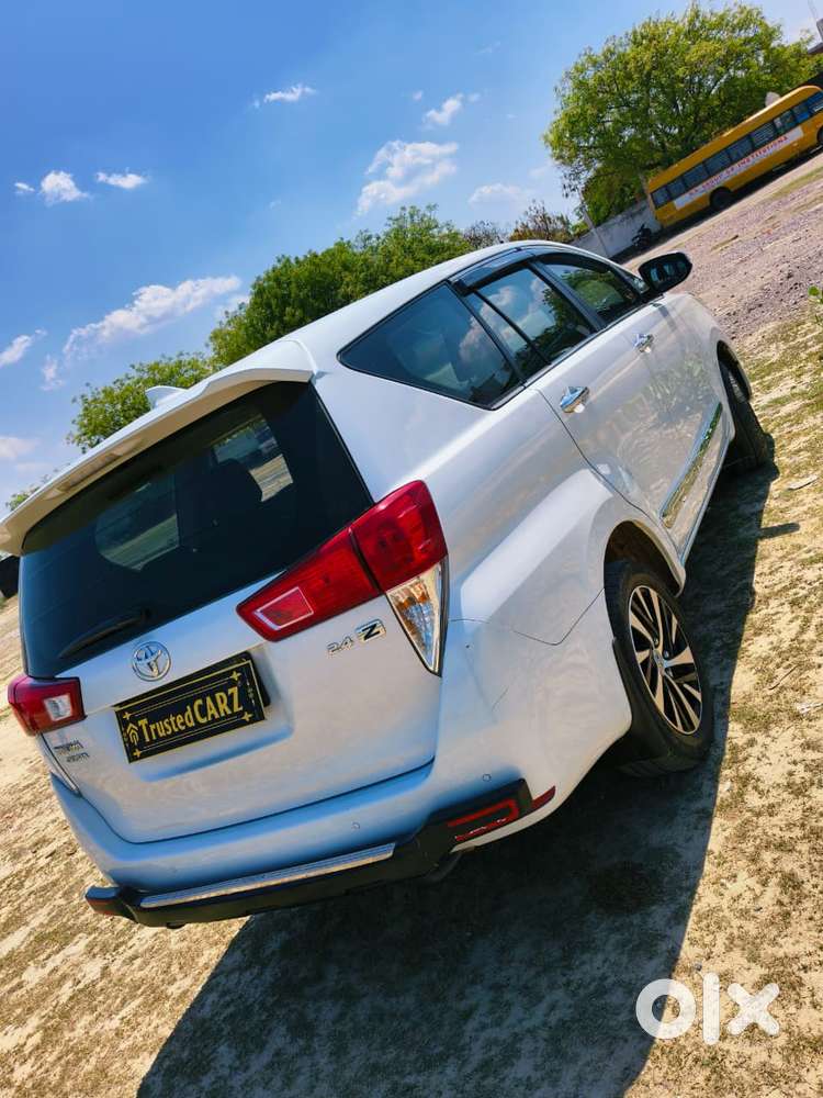 Toyota Innova Crysta 2.4 Z 7 Str, 2025, Diesel