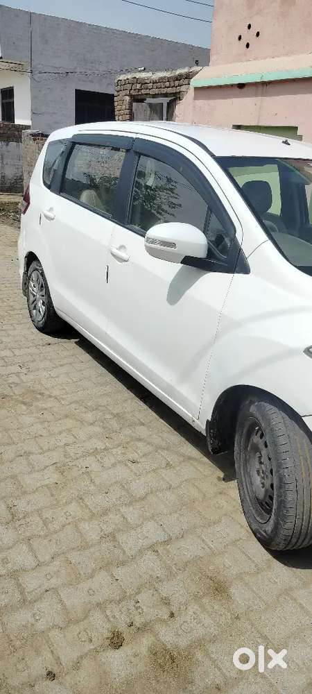 Maruti Suzuki Ertiga 2017