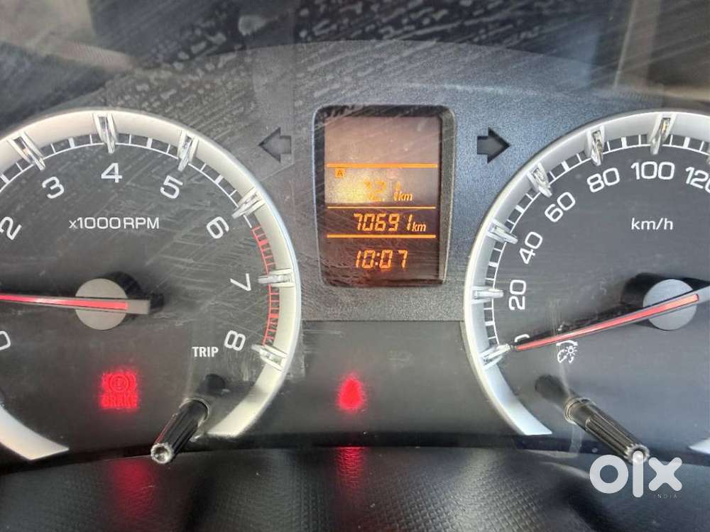 Maruti Suzuki Ertiga Vxi Abs Bs Iv, 2013, Petrol