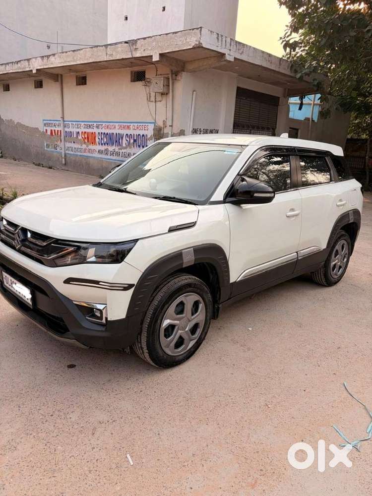 Maruti Suzuki Brezza 1.5 Lxi Smart Hybrid, 2024, Petrol