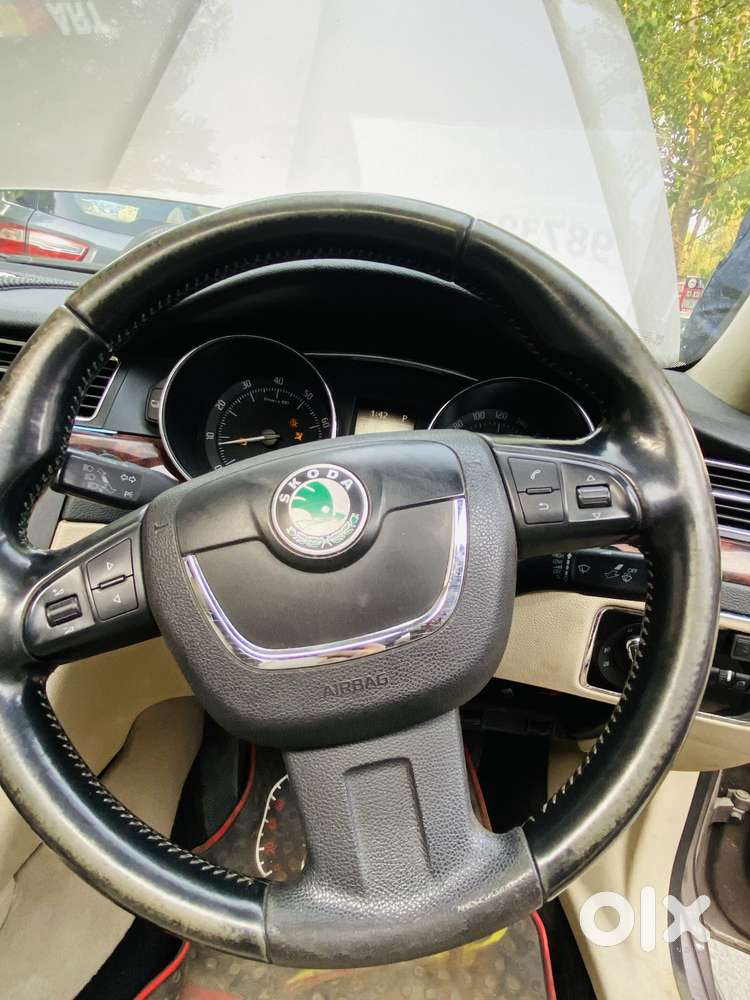 Skoda Superb 1.8 Elegance Tsi At, 2012, Petrol