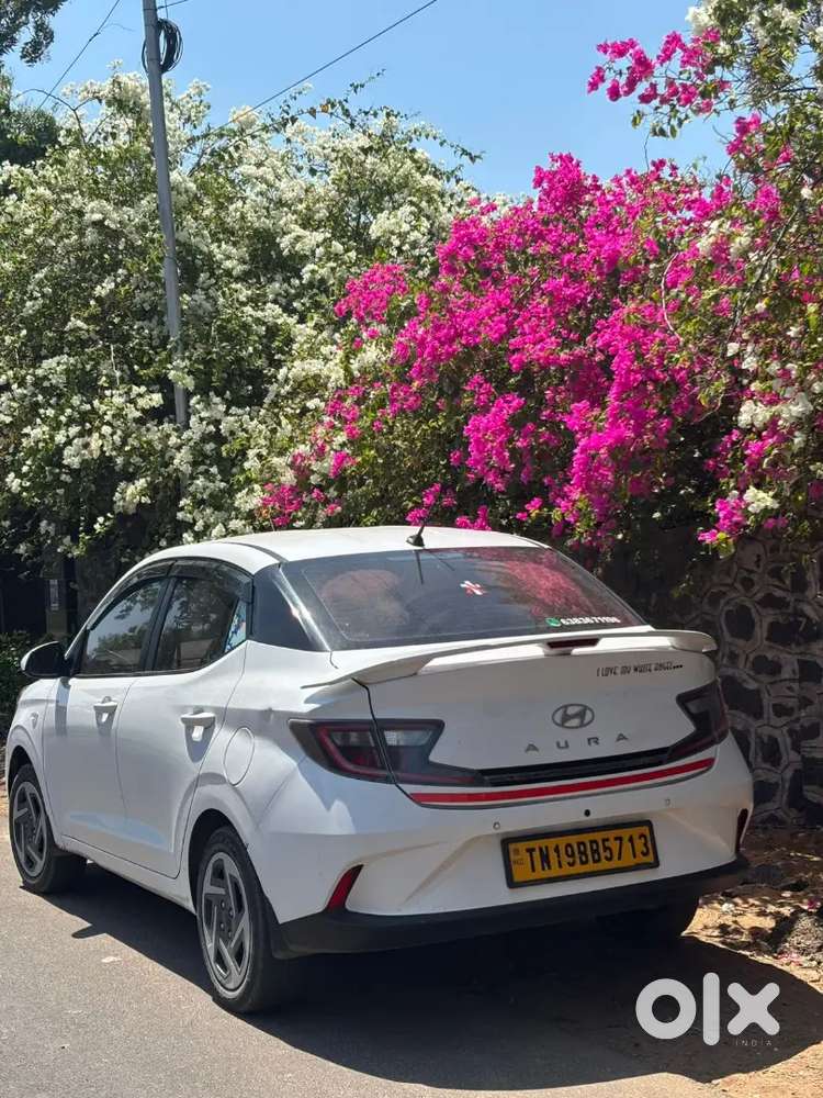 Hyundai Aura 2024 Cng