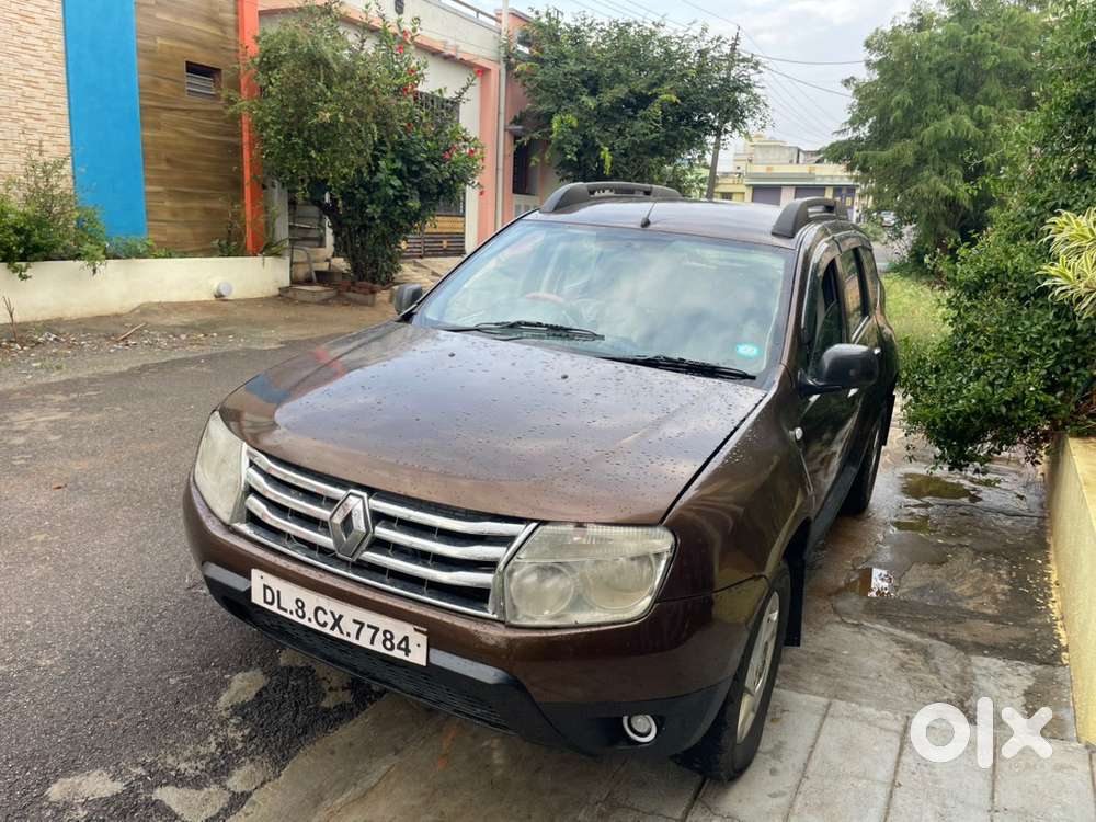 Renault Duster RXE MT 2012