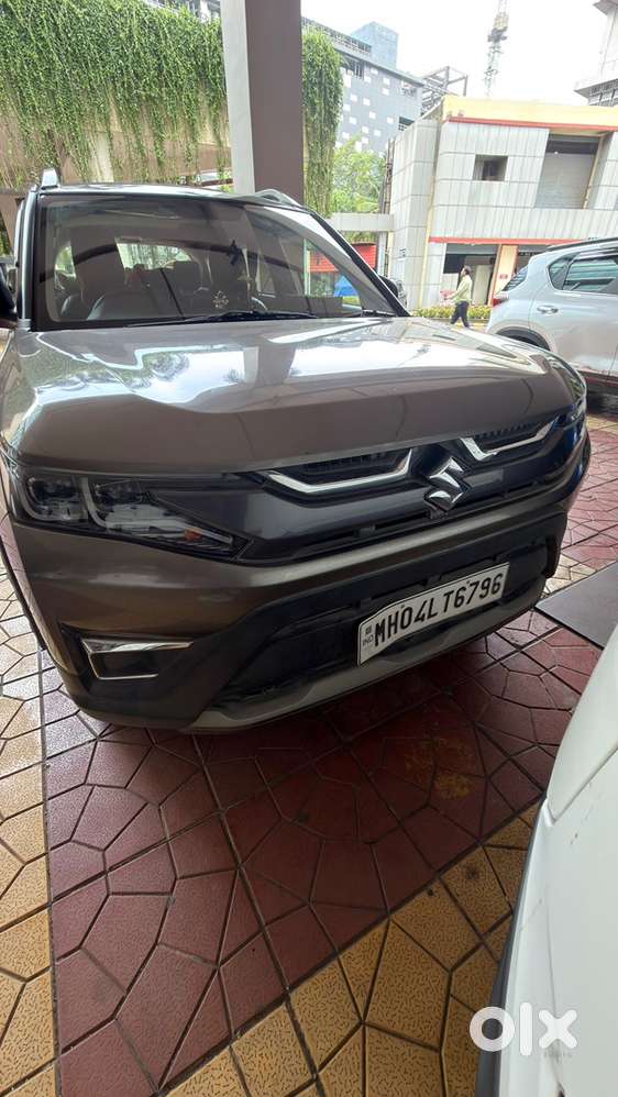 Maruti Brezza Zxi 2024