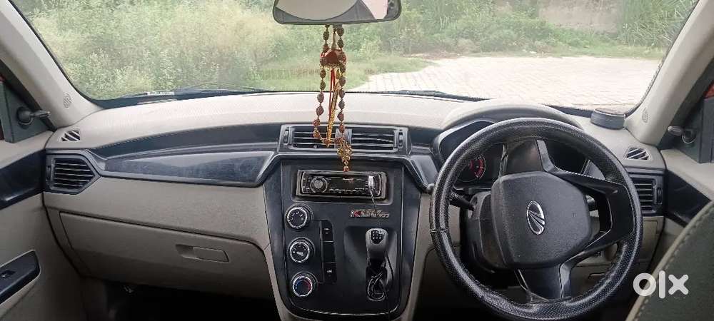 Mahindra Kuv100 Nxt Petrol 2016